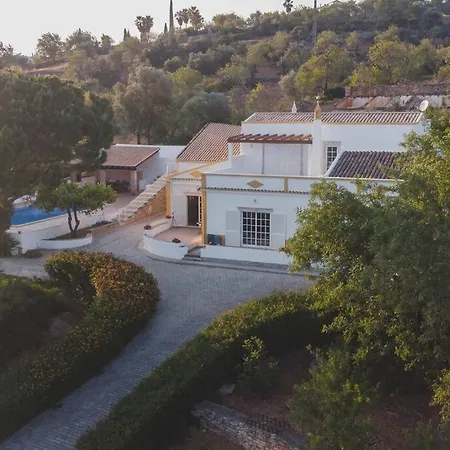 Casa Palmeiras - Com Piscina, Bbq E Ar Condicionado Вілла